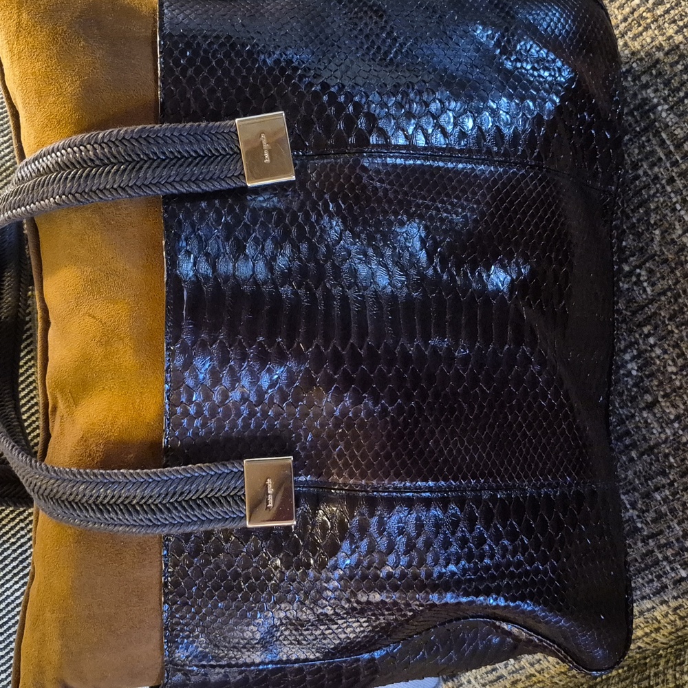 Kate Spade Rich Brown Reptile Texture. NEVER USED.